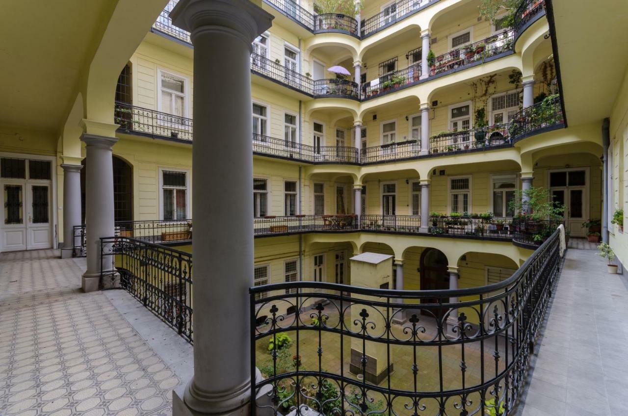 Modern, Luxury Flat In The Heart Of בודפשט מראה חיצוני תמונה